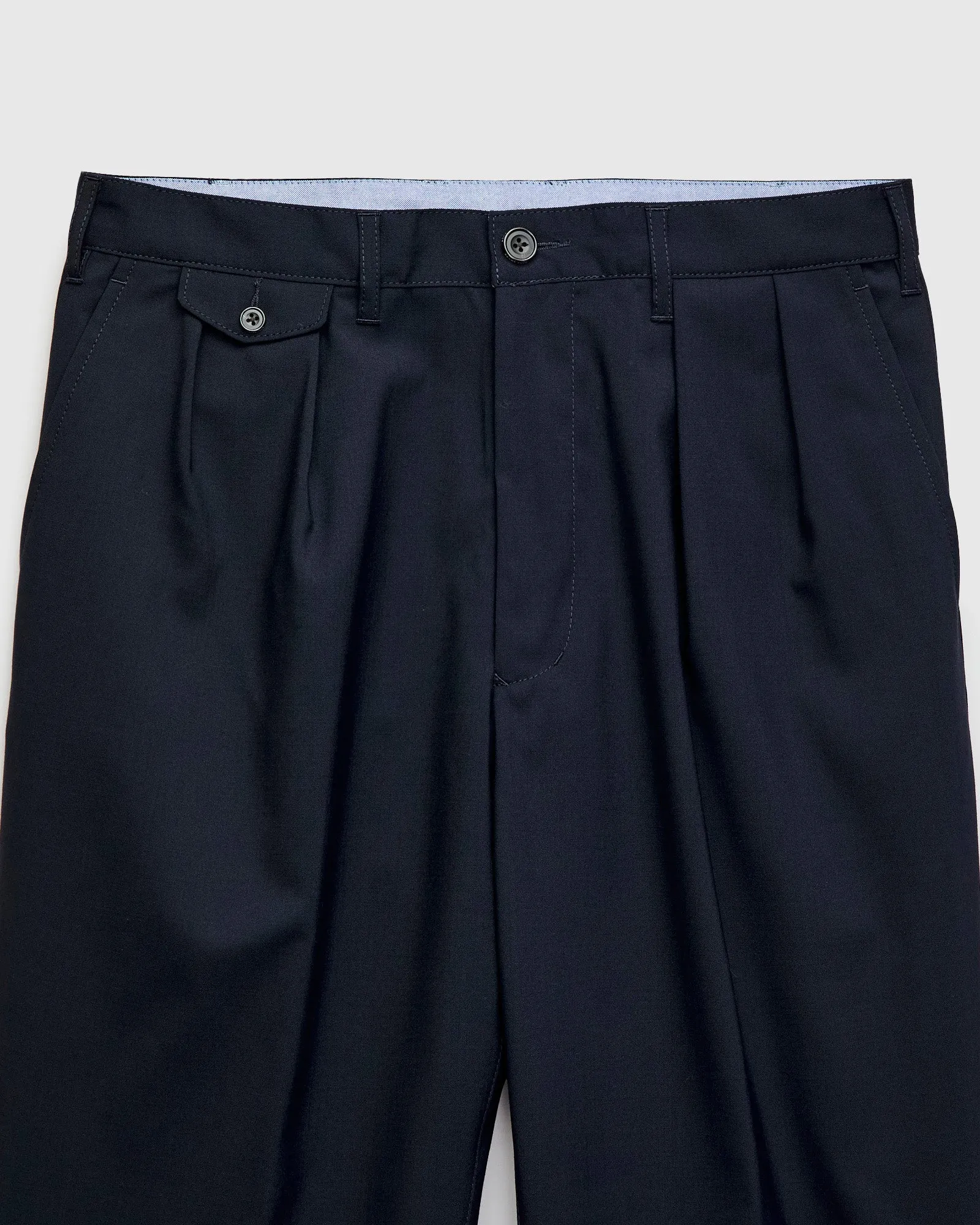 2-Pleat Tropical Wool Trousers in Dark Navy