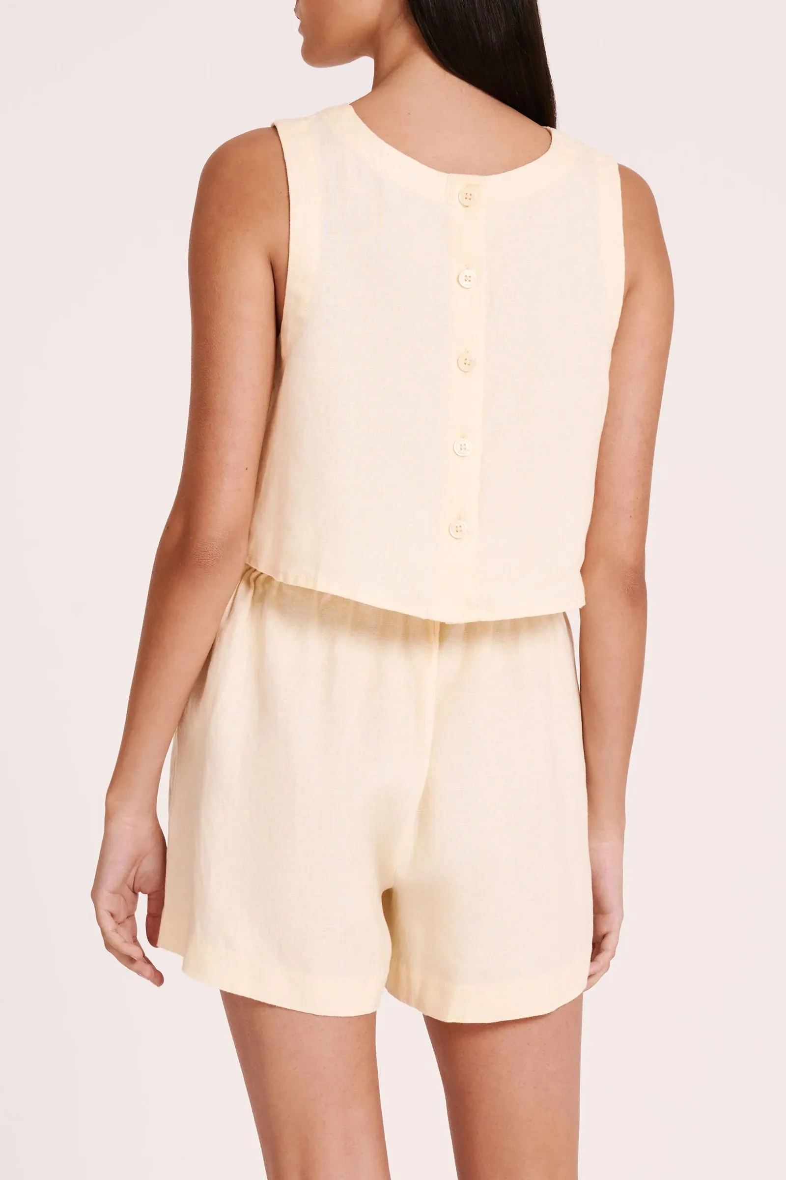 Amani Linen Short EGGNOG