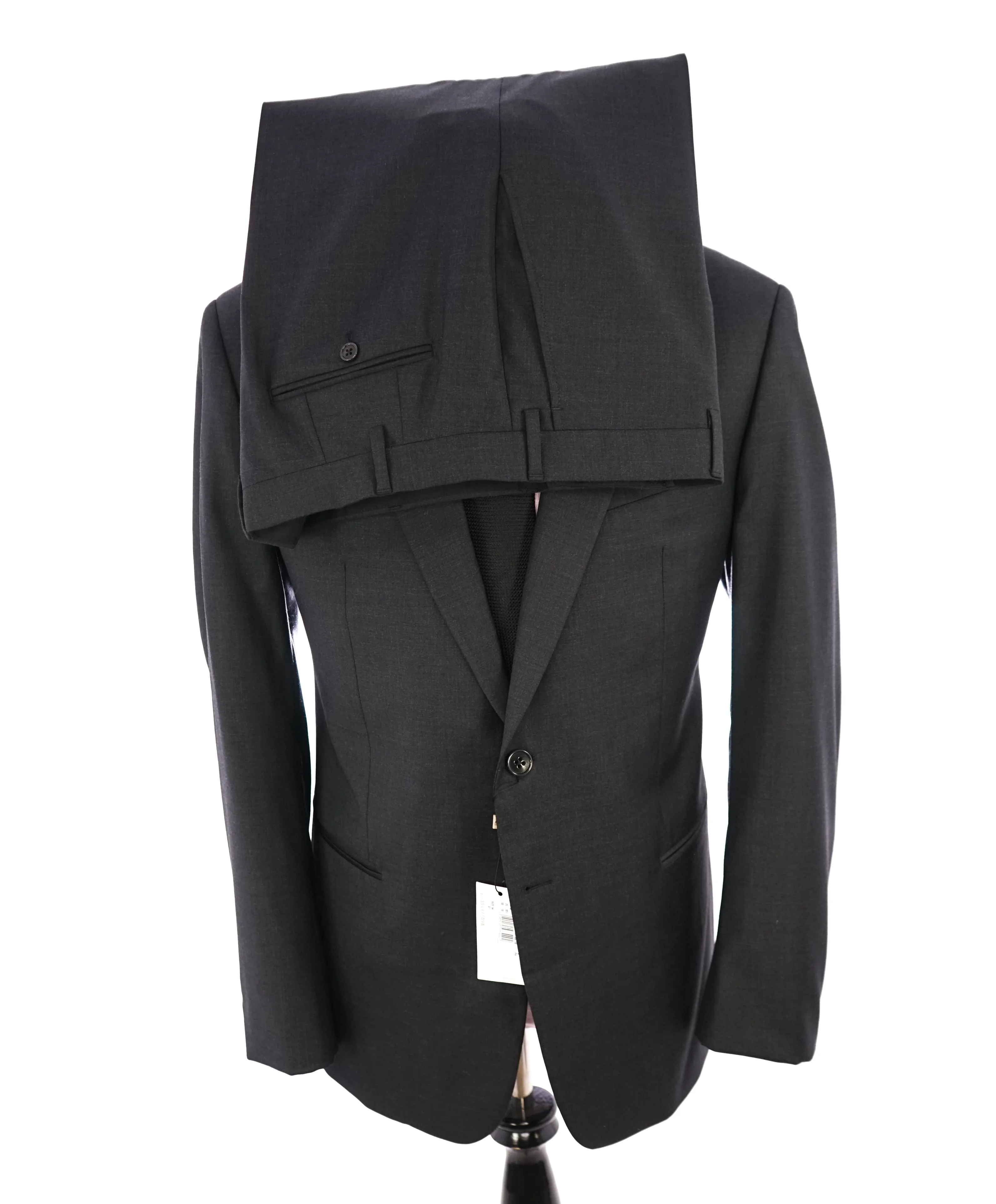 ARMANI COLLEZIONI - Classic Gray Charcoal Notch Lapel Suit - 48R