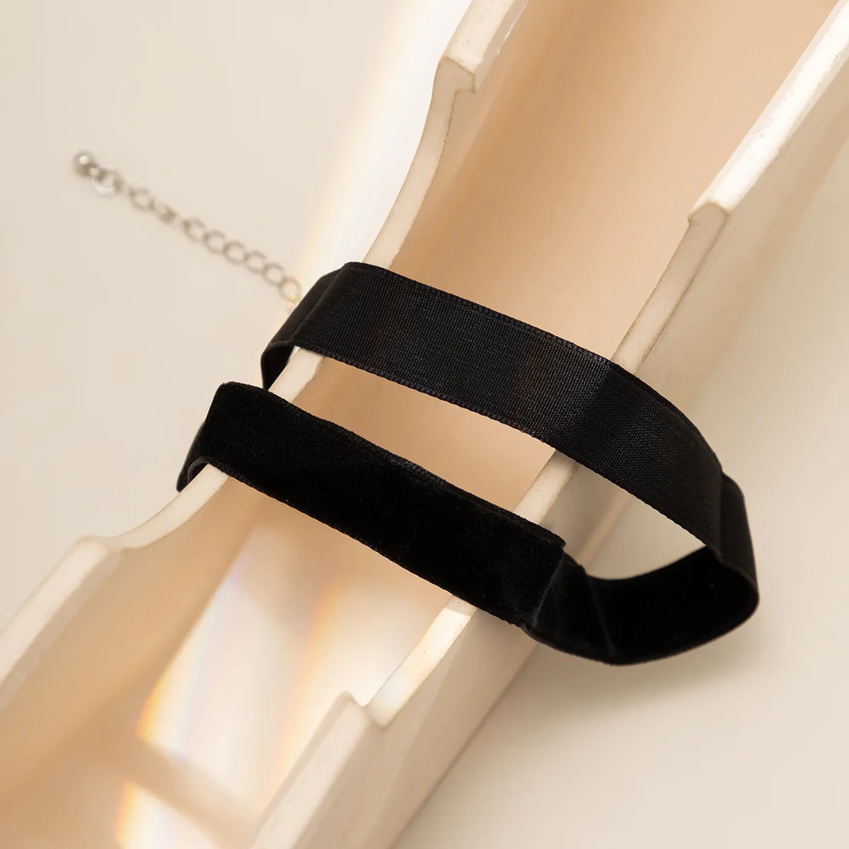 Black & Silver-Plated Thin Band Choker Necklace