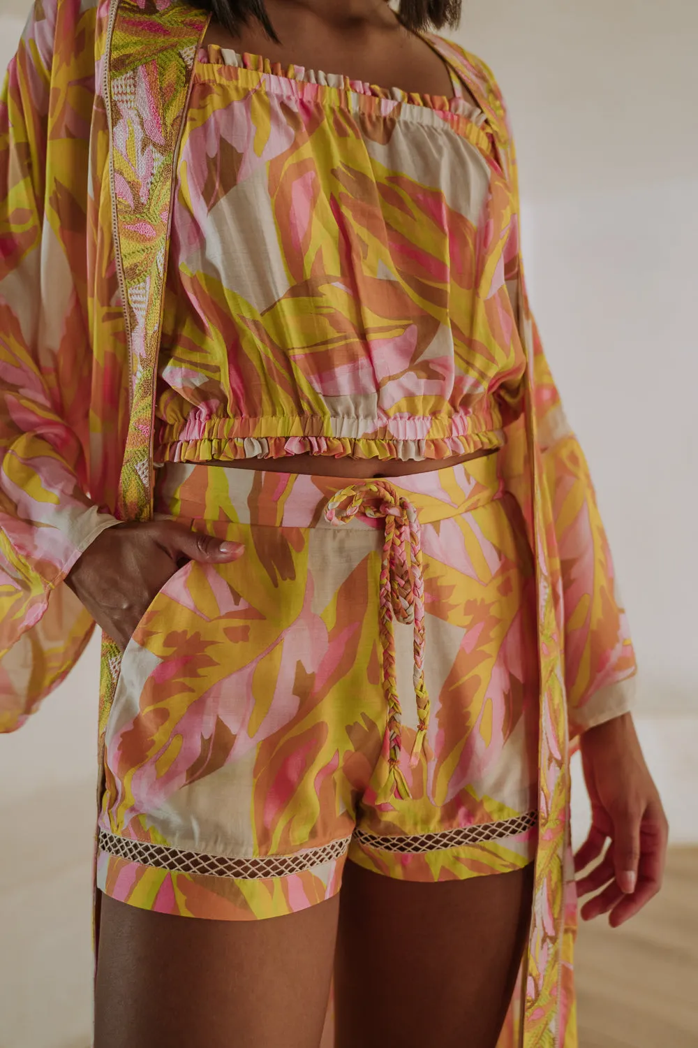 DELIA SHORTS - GENUS MUSA ORANGE