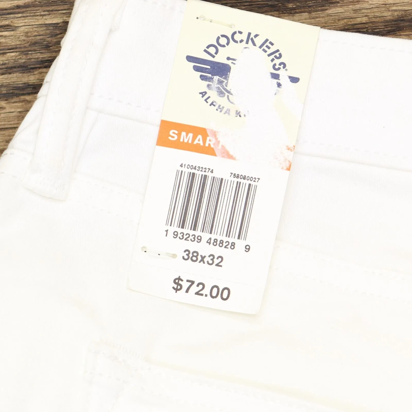 Dockers Men's Jean-Cut Supreme Flex Pants White 38x32