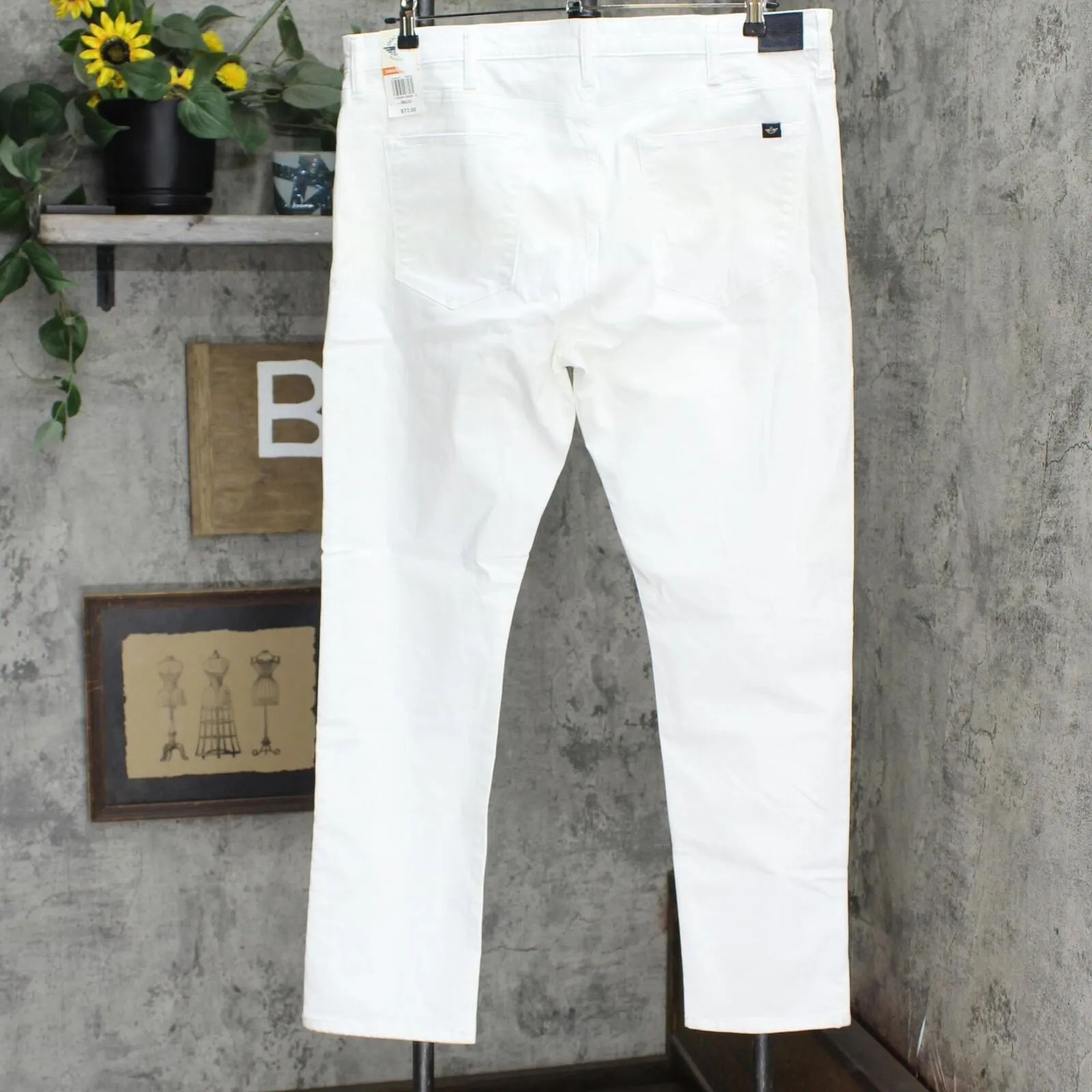 Dockers Men's Jean-Cut Supreme Flex Pants White 38x32