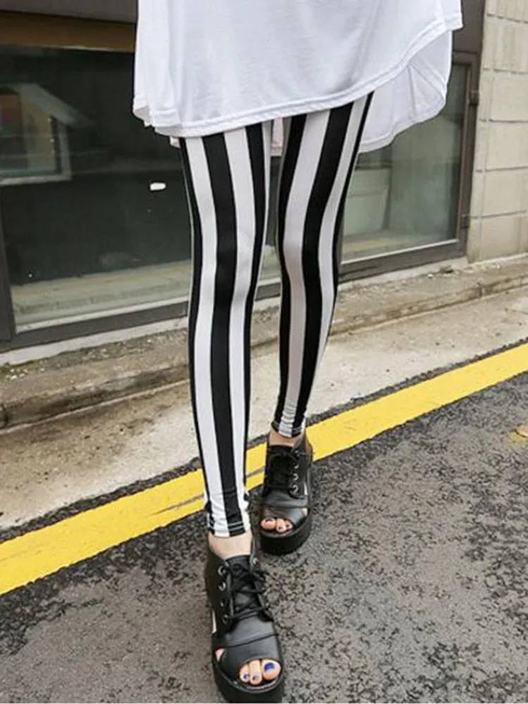 Graffiti Patterned Print Leggings For Women