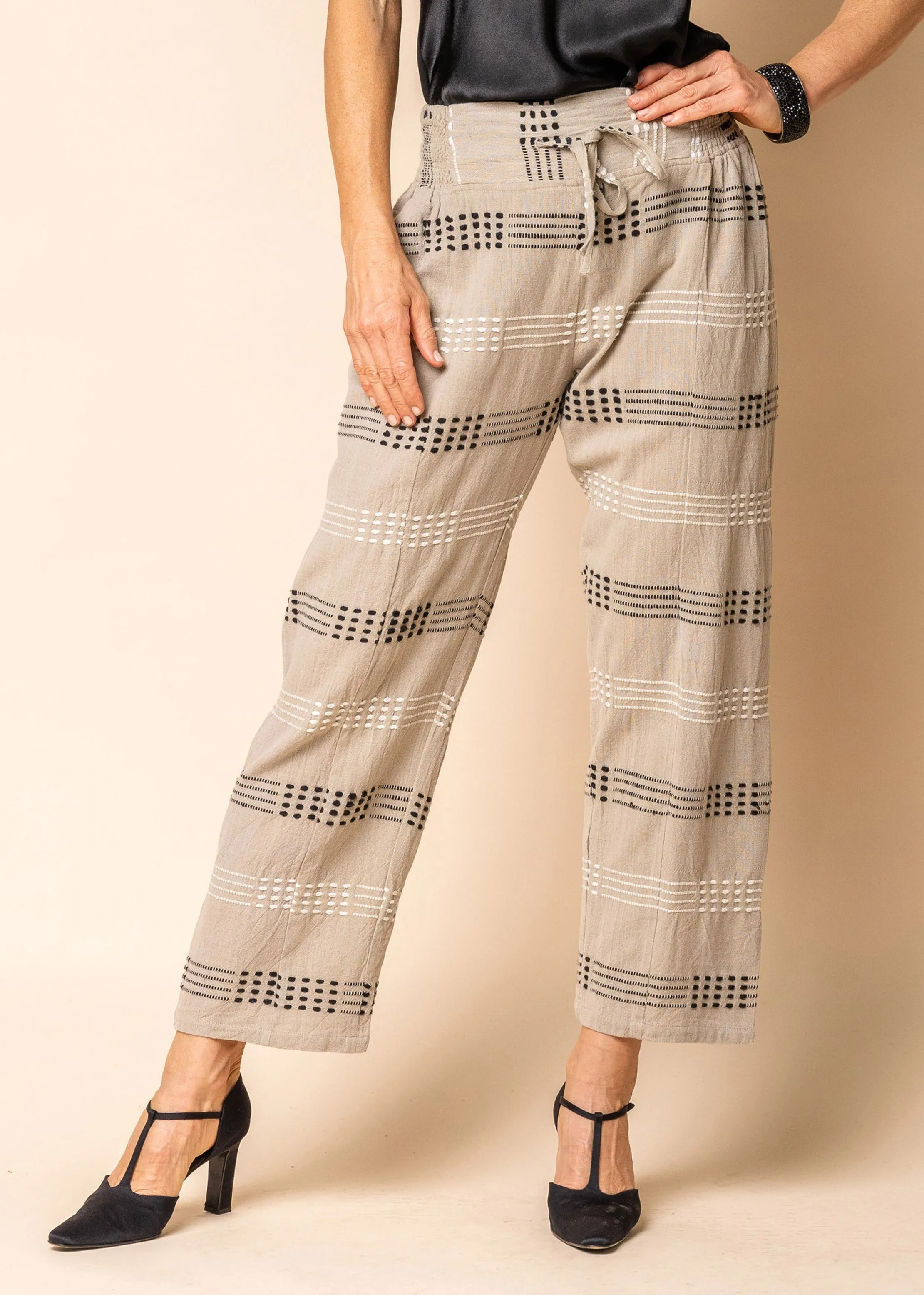Lava Pant in Latte