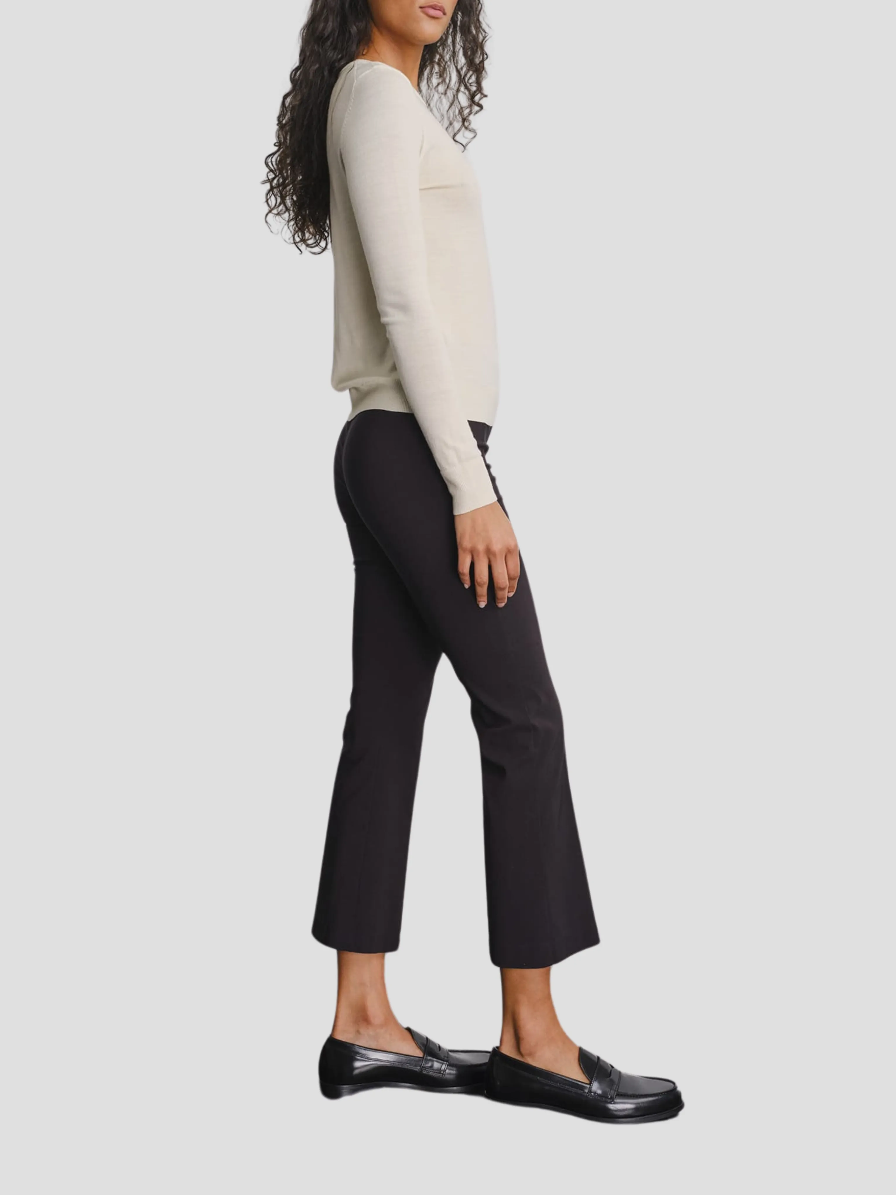 Leo Crop Flare Pant in Black