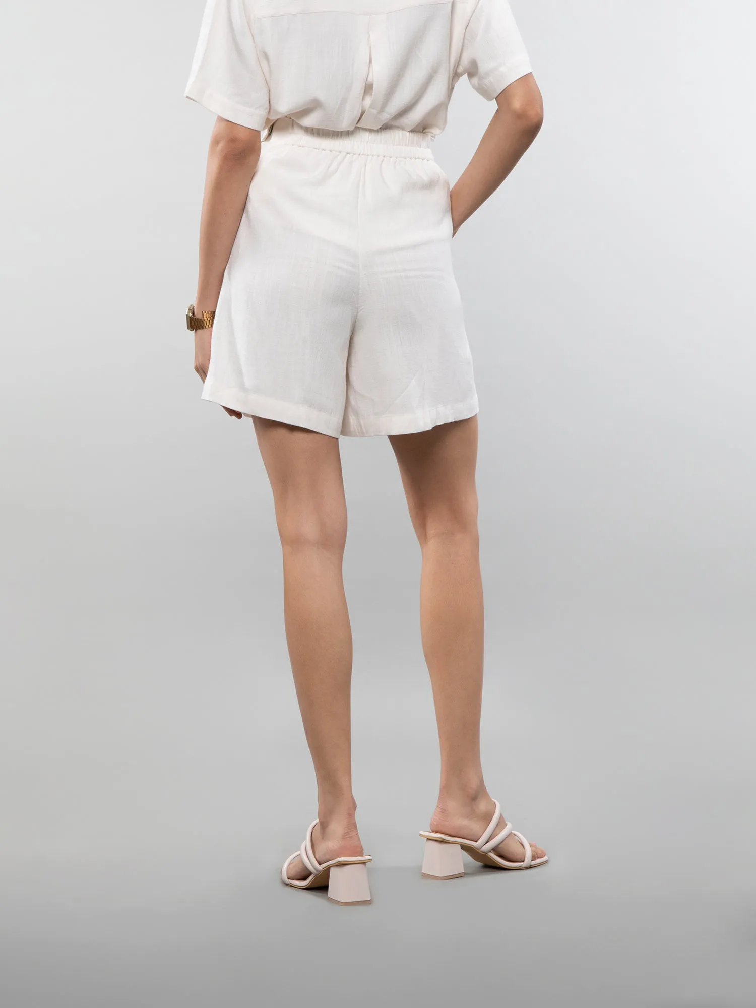 Linen shorts