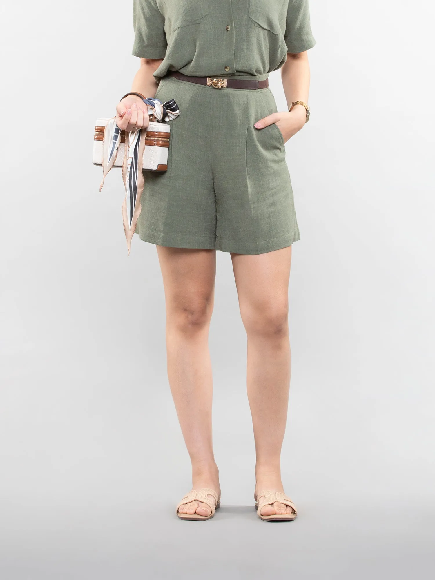 Linen shorts