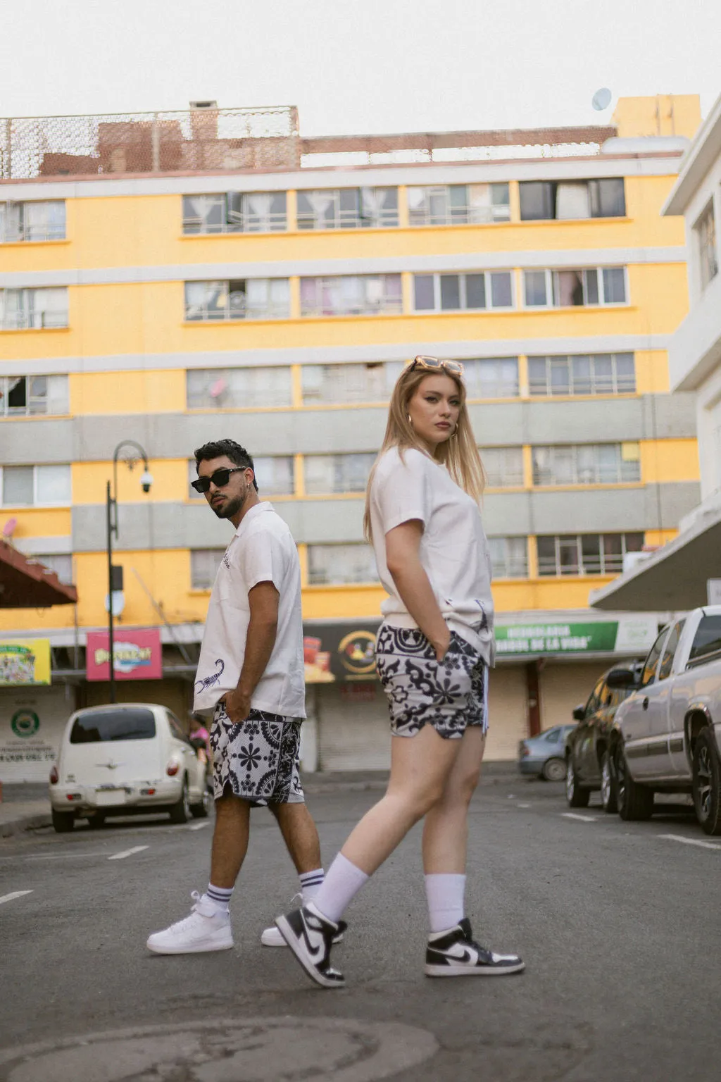 PEARL WHITE BUTTON-UP SHORT SLEEVE