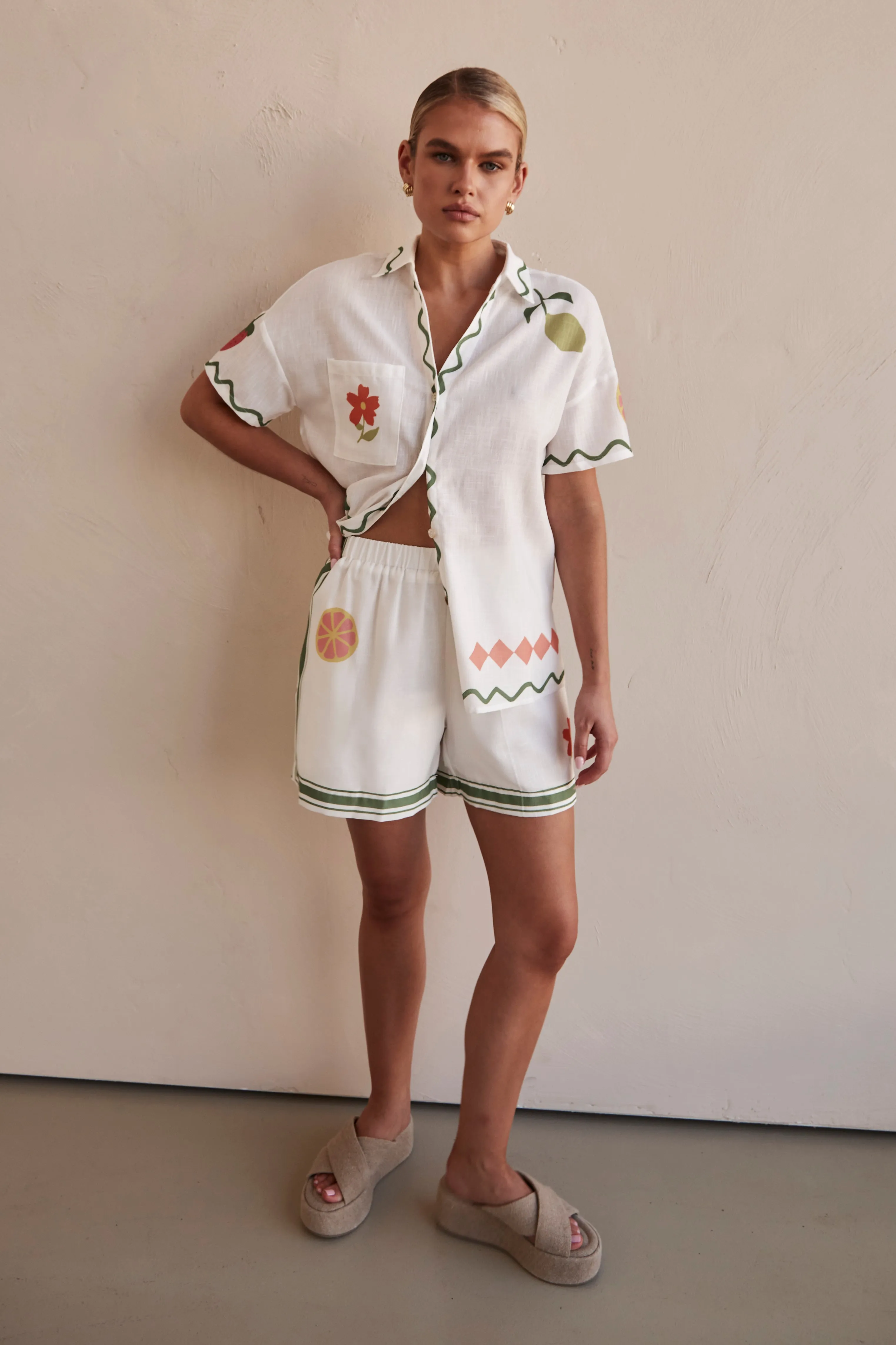 Pia Linen Shorts (Green)
