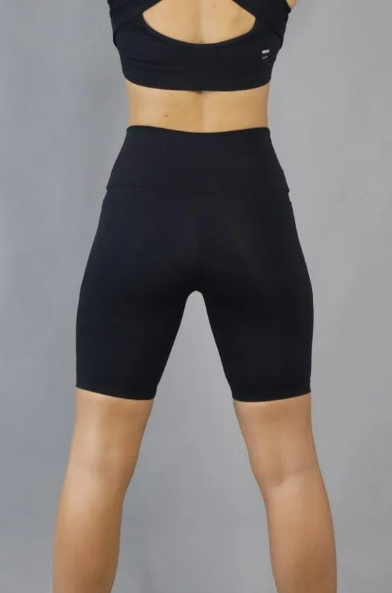 (Pre-Order) Perform High Waist Long Shorts - Black