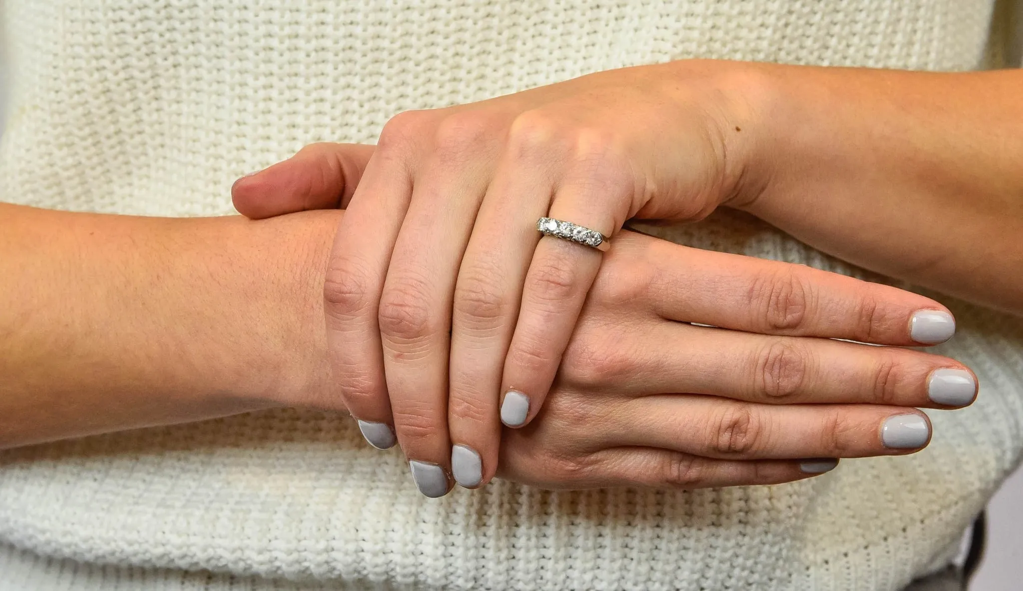 Retro 1.00 CTW Diamond 14 Karat White Gold Fishtail Band Ring