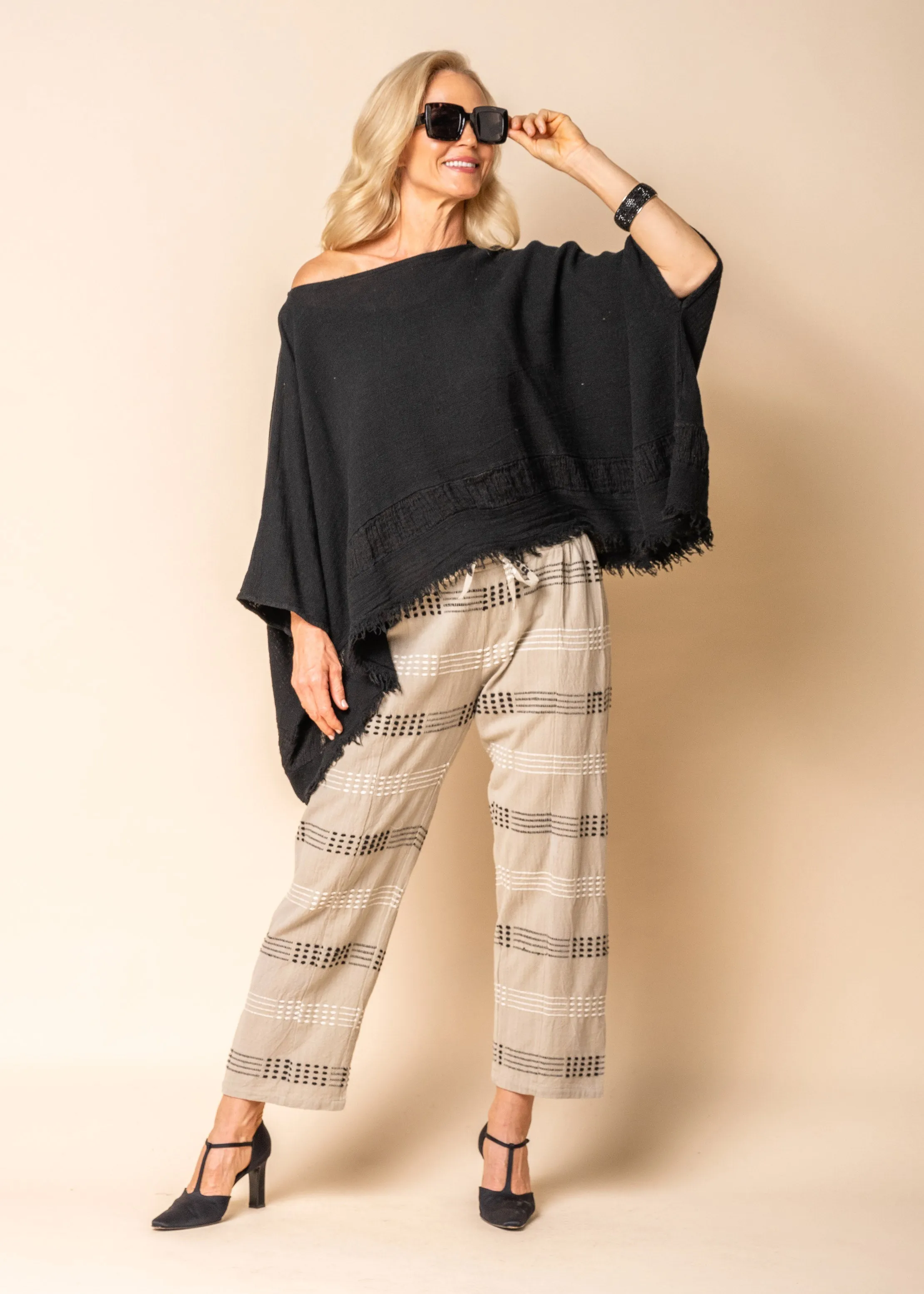 Teegan Linen Top in Onyx