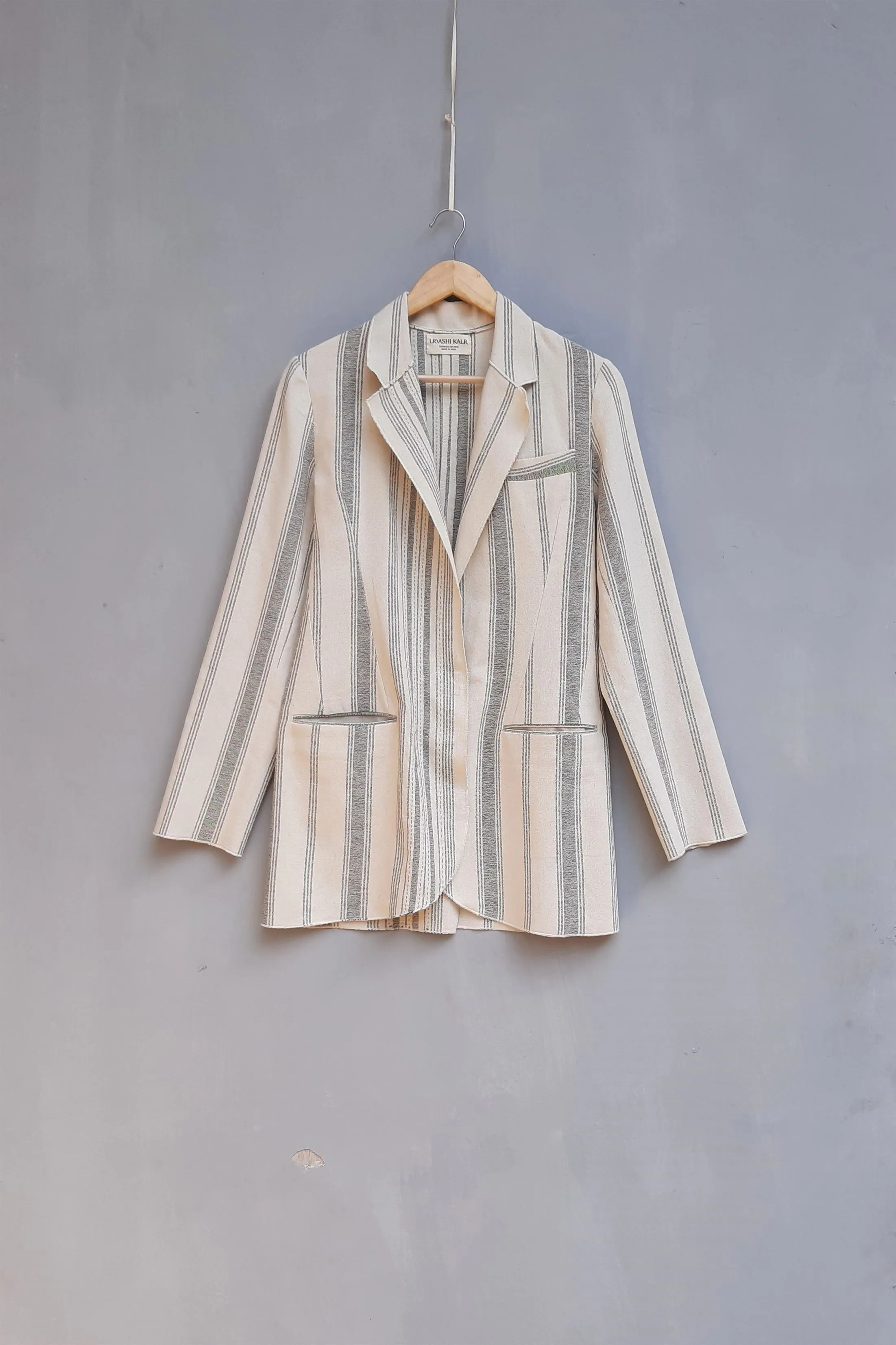 Urvashi Kaur   I   Okayama JACKET SLEET 100% handloom cotton Shell TESSELLATE- 36