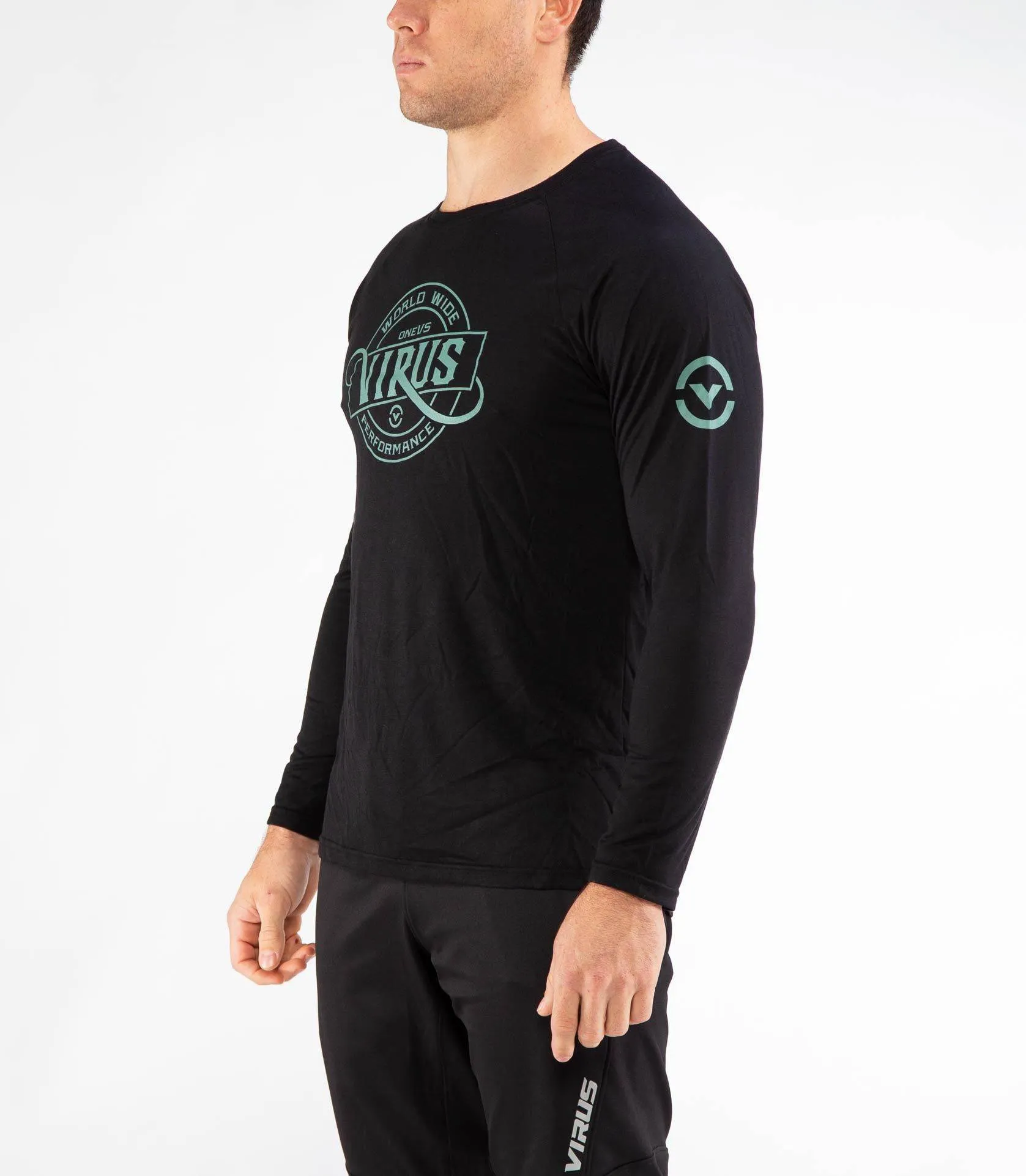 Virus | PC89 One VS. Raglan Long Sleeve